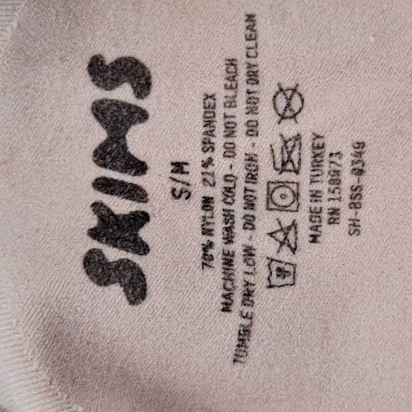 Skims sculpting bodysuit shapewear Nwot - Picture 9 of 9